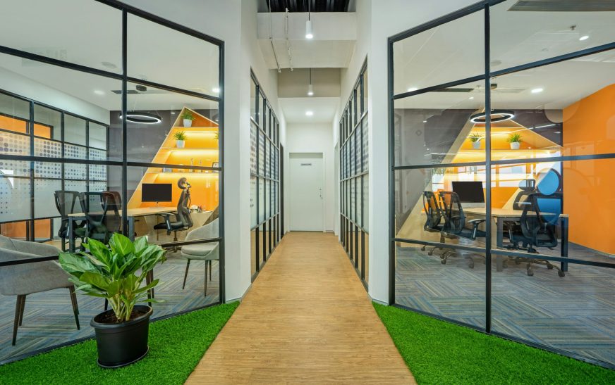 تأجير سيارات رخيصة: بين حلم التوفير وحقيقة التفاوت السعري